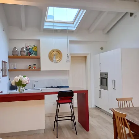 Apartmán Mansarda In Piazzetta Centro Storico Manerba del Garda