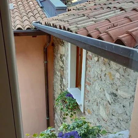 Mansarda In Piazzetta Centro Storico Manerba del Garda