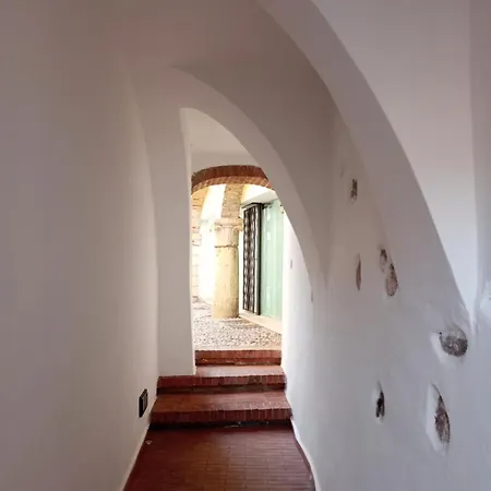 Mansarda In Piazzetta Centro Storico